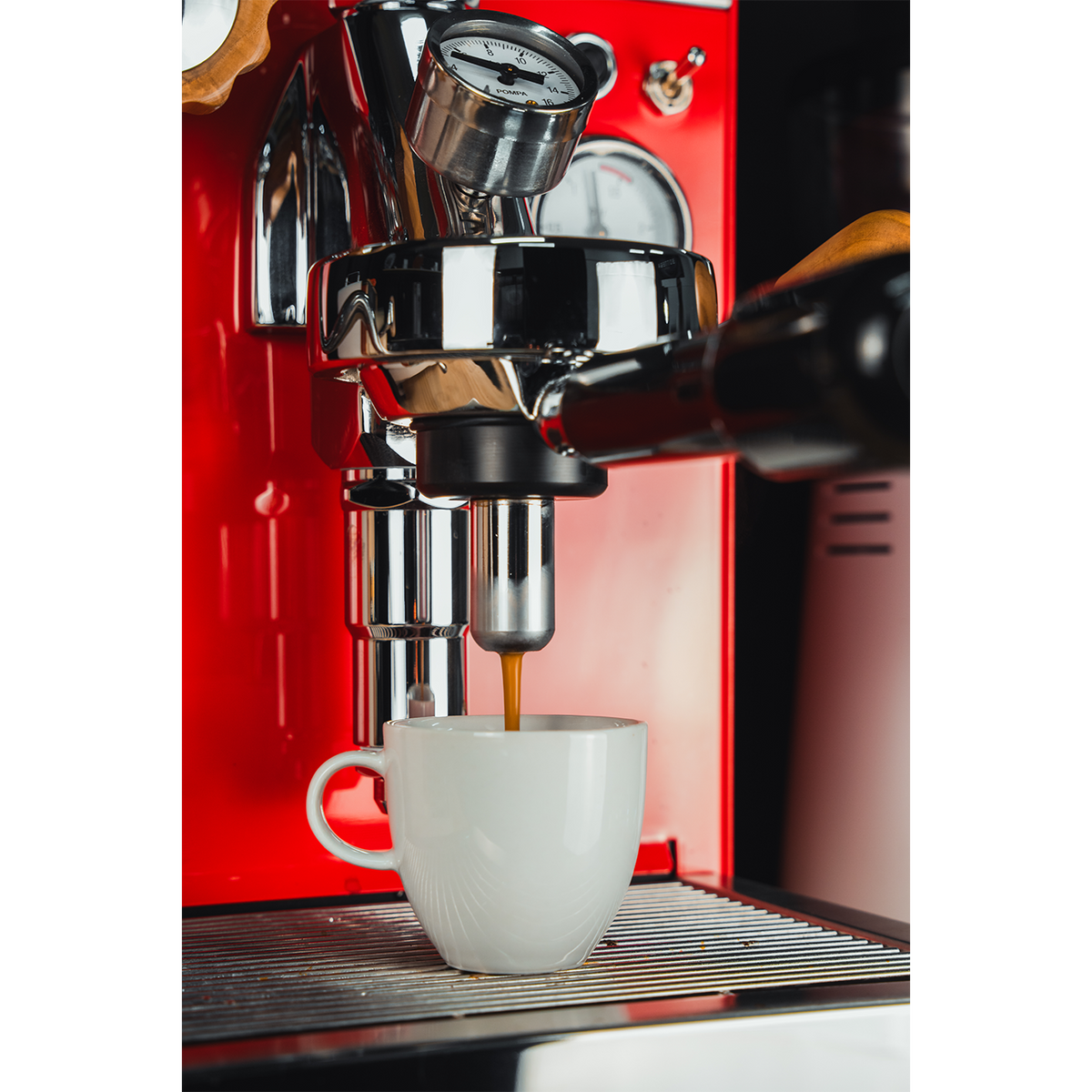 Pod coffee Italian style. In the machine you already own.